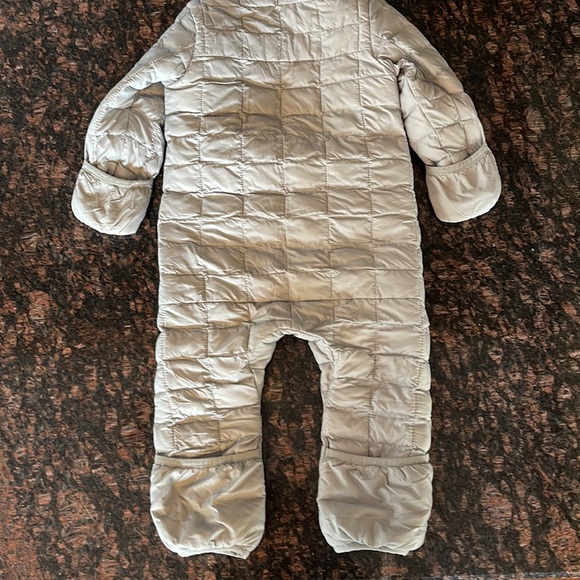 The North Face Baby ThermoBall One-Piece - Picture 5 of 8